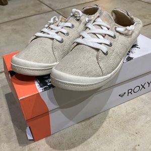 Super soft & comfy slip on Roxy sneakers